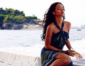 rihanna_sensualiza_barco_brasil_arquivopessoal_jpgdois