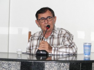 Sindicalista Agamenon Menezes.
