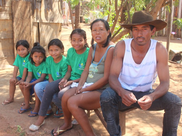 Casal tem outras quatro meninas (Foto: Gabriela Pavão/ G1 MS/ Arquivo)