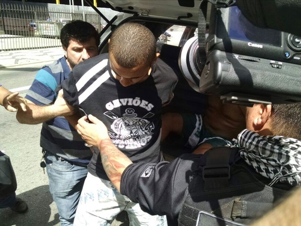 Integrante da Gaviões da Fiel é preso em operação da polícia (Foto: Leonardo Lourenço / GloboEsporte.com)