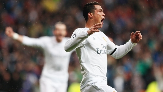 Foto-EFE/JuanJo Martín "Cristiano Ronaldo extravasa após marcar para o Real Madrid"