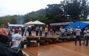 Bloqueio da rodovia em Novo Progresso