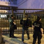  Polícia Federal entrou no prédio de Lélis Teixeira, na Lagoa, por volta das 6h30 (Foto: Cristina Boeckel/G1)