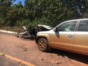 Prefeito de Nova Maringá e a mulher dele estavam em caminhonete (Foto: Ciopaer)