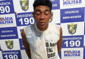  Robson Luiz Gomes Pereira detido por roubar ossos de cemitério (Foto: Polícia Militar-MT) 