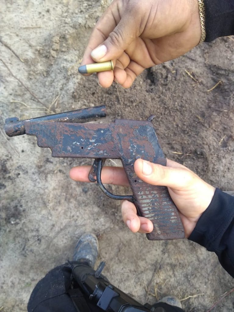  Quatro armas foram apreendidas e uma pessoa foi presa em flagrante.(Foto;Reprodução) 