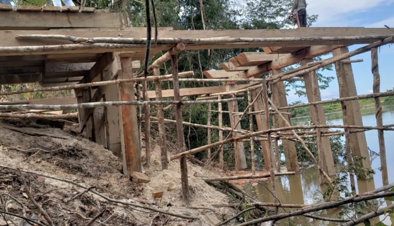 Pnte sendo construida em Jardim do Ouro (Foto:Reprodução whatsapp)