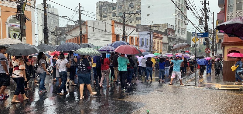  Asprom Sindical protesta por reajuste salarial de professores do Amazonas — Foto: Divulgação/Asprom Sindical