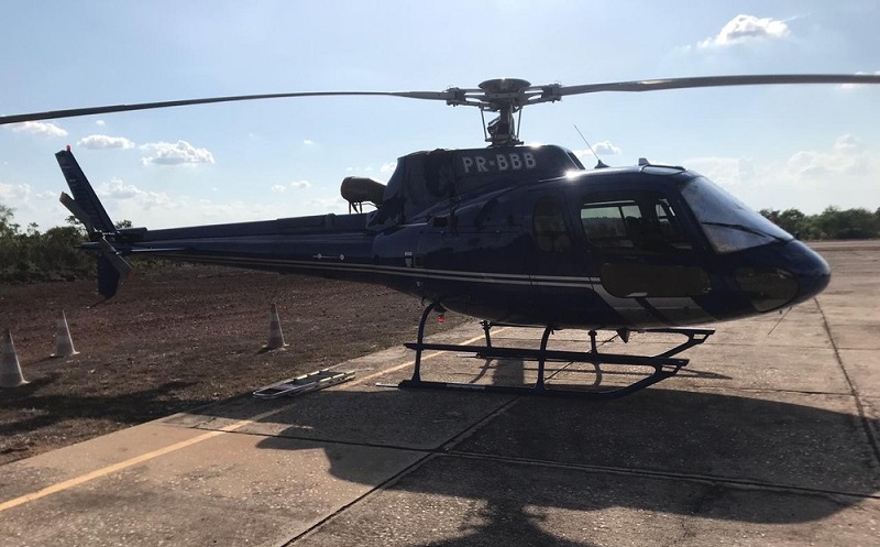  Helicóptero utilizado com os suspeitos de tráfico de drogas no Piauí — Foto: Divugação/Polícia Civil