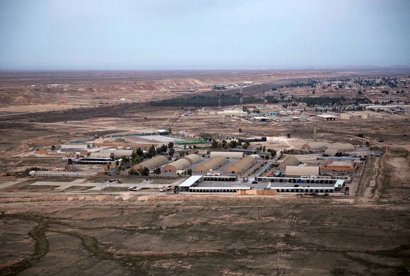 A base Al-Assad na Província de Anbar   Foto: Nasser Nasser/Associated Press