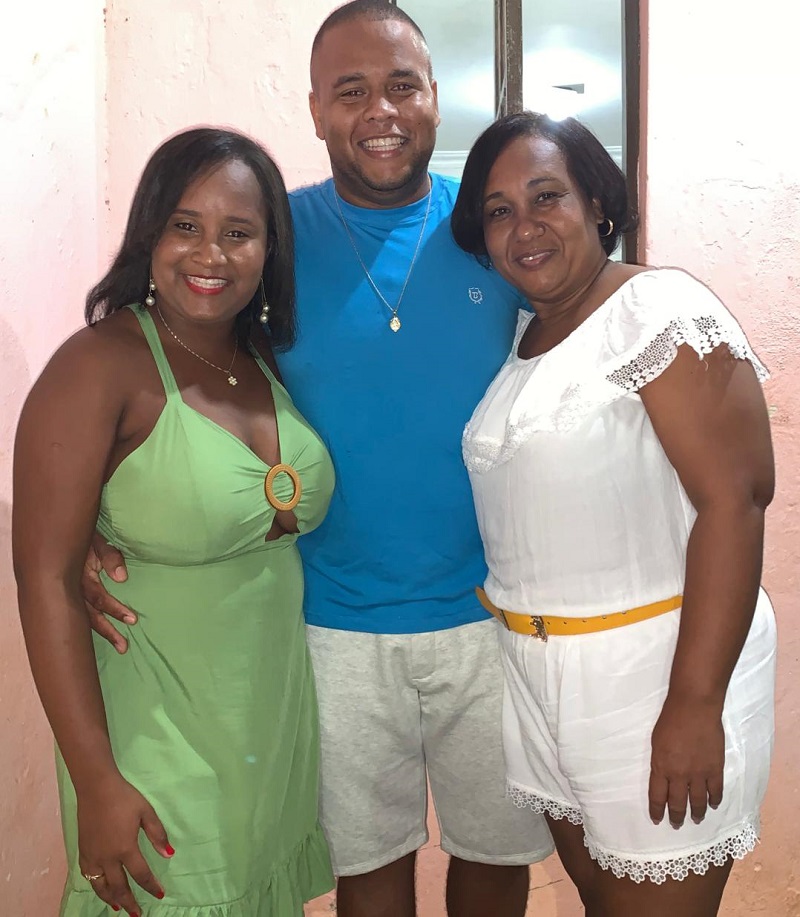 Elaine, Lídia e Edmilson