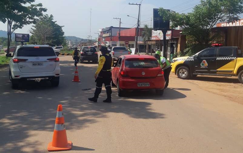 Avenida Orival Prazeres (Foto:Jornal Folha do Progresso)