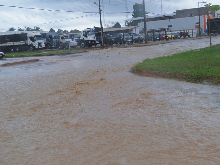 Avenida Orival Prazeres com João Atilis