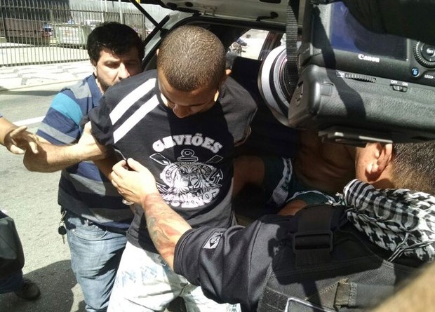 Integrante da Gaviões da Fiel é preso em operação da polícia (Foto: Leonardo Lourenço / GloboEsporte.com)