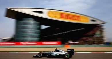 SHANGHAI, CHINA - APRIL 17: Nico Rosberg of Germany driving the (6) Mercedes AMG Petronas F1 Team Mercedes F1 WO7 Mercedes PU106C Hybrid turbo on track during the Formula One Grand Prix of China at Shanghai International Circuit on April 17, 2016 in Shanghai, China.  (Photo by Clive Mason/Getty Images)