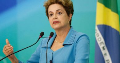 Dilma Rousseff: o professor acrescentou que a edição desses créditos baseou-se em pareceres jurídicos das áreas técnicas do governo