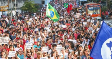 São Paulo 15/05/2016 Ato contra Michel Temer na Rua da Cosnolação . Foto Paulo Pinto/Agencia PT