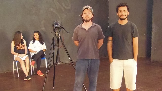 diretores_do_documentario_cidade_invisivel_thiago_foresti_e_renan_montegro._foto_alciane_ayres