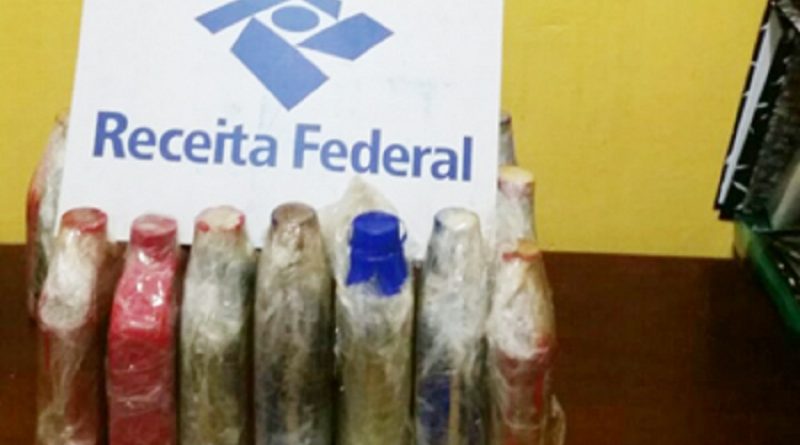 cocaina-foi-apreendida-dentro-de-uma-embarcacao