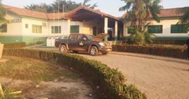 veiculo-do-gaeco-na-prefeitura-de-uruara