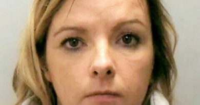 destaque-387388-professora-faz-sexo-oral-aluno