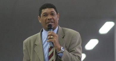 valdemiro-santiago-1378162153202_615x300