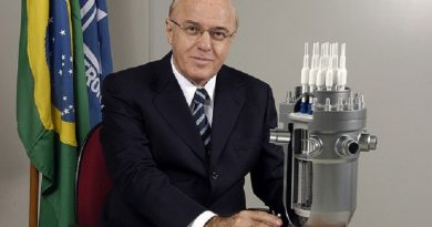 33704240202_81a70160f6_z