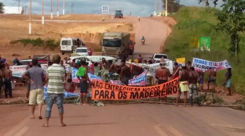 indios transamazonica