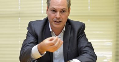 037c04c8f4bcf7f74260df22ed199598