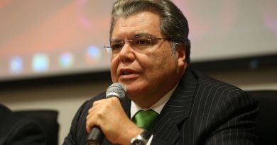 Brasília - Ministro do Meio Ambiente, Sarney Filho, abre reunião do Comitê Interfederativo criado para monitorar e controlar as ações compensatórias na região atingida pela barragem em Mariana (Elza Fiuza/Agência Brasil)