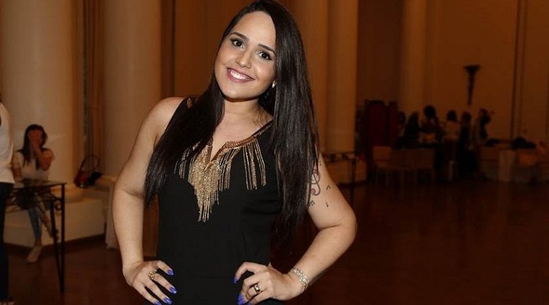 destaque-438332-agnews_foto_a_grife_carioca_ambiente_belissima_promove_a_belissima_fashion_day_vao_desfilar_no_copacabana_palace_rj_20170801_1026_g