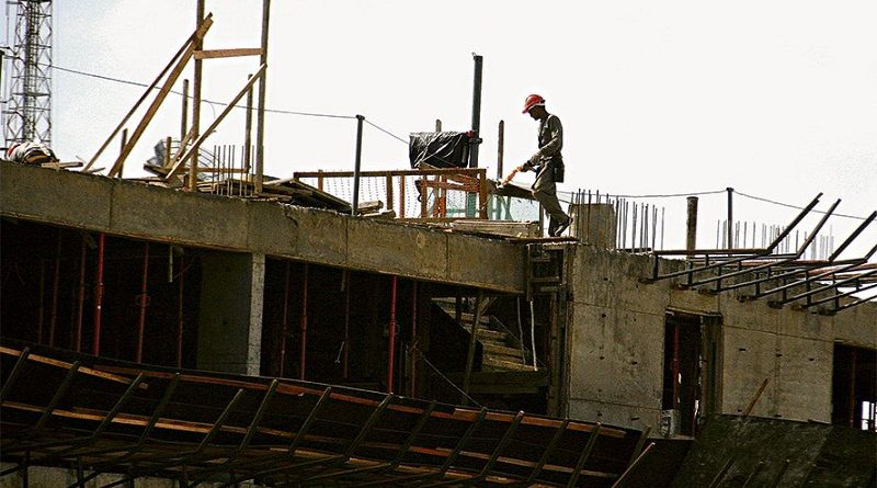 destaque-443528-operario_dp_20130806_cm__(6)-arquivo