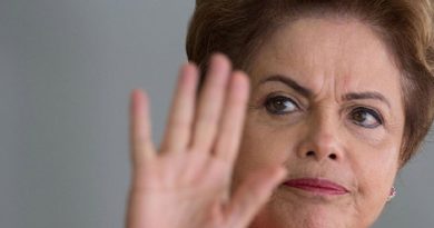 dilma-gesto-topo