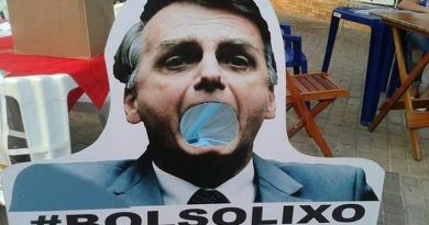 lixeira_-_bolsonaro