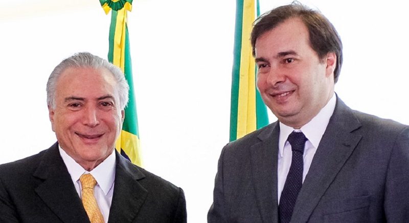 14/07/2016. Credito: Beto Barata/PR. Presidente em ExercÃ­cio Michel Temer recebe o Presidente da CÃ¢mara dos Deputados Federais, Deputado Rodrigo Maia, Presidente do Senado Federal, Renan Calheiros e o SecretÃ¡rio de Governo, Geddel Vieira Lima.