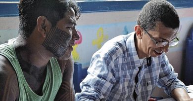 destaque-461611-defensoria---indigena-e-jonhy-giffoni