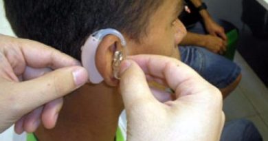 aparelho_para_surdez_-_cyntia_veras-governo_do_piaui