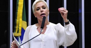 2548-0-f8264e51bed67cf3e0f72c8c7608de36