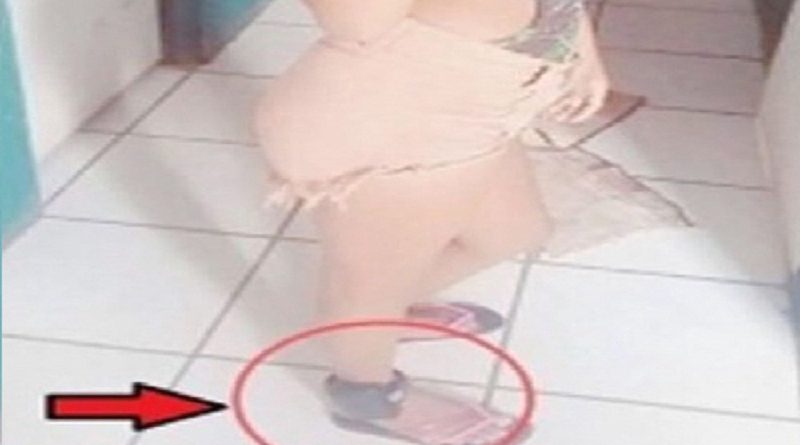 menina-tornozeleira-3-1