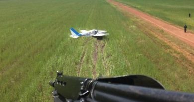 Aeronave estava com carga de cocaína (Foto: FAB/ Divulgação)