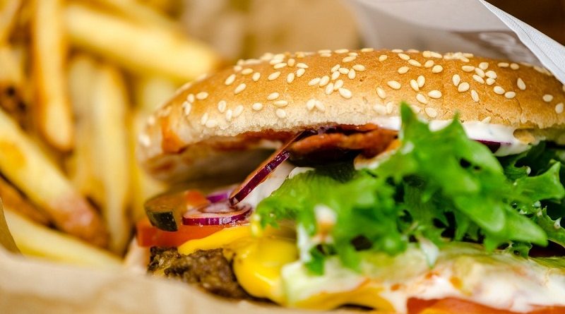 burgers-3203841-1920