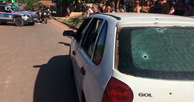 carro-com-varias-perfuracoes1