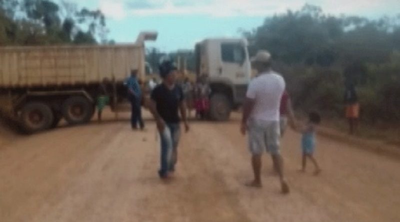 indios transamazonica