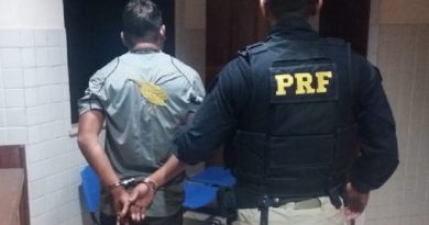 prf preso atirou pf