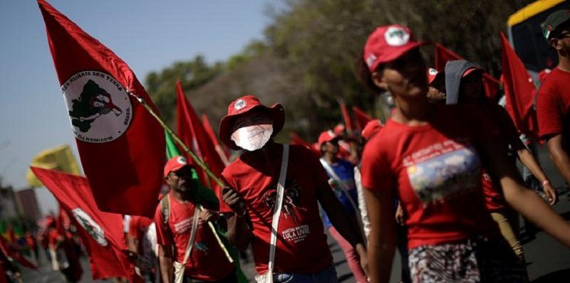 COMMODS-TERRAS-INVASOES