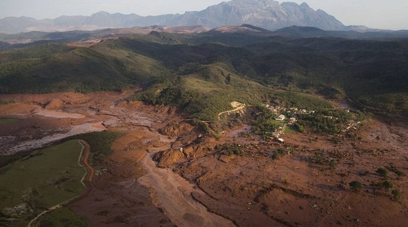 x201511061101024690_AP.jpg.pagespeed.ic.ZaEUny9st_