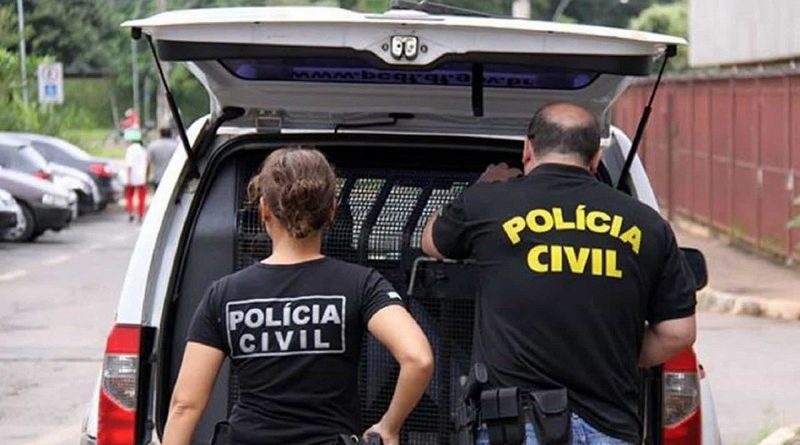 POLICIA