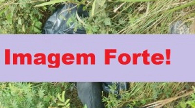 Bilhete deixado em cima da cama- "Maldita vida todos vão  me pagar".