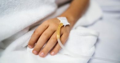 bed-blanket-blur-1243364