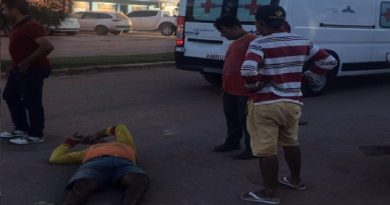 Acidente na rotatória da Orival Prazeres (Foto:Via WhatsApp)